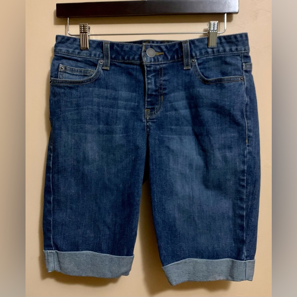 Calvin Klein Shorts - Size 27